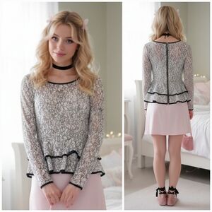 Forever 21 S Vintage Y2K Whimsigoth Romantic Coquette Lace Ruffle Peplum Blouse